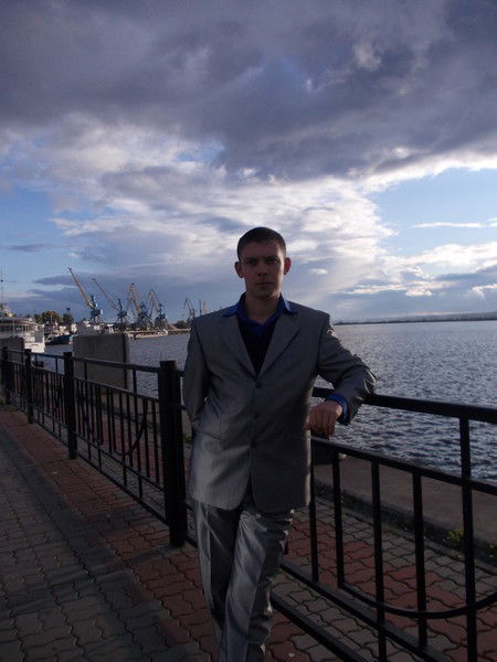 Эмиль Шарипов