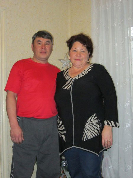 Агайша Уренова