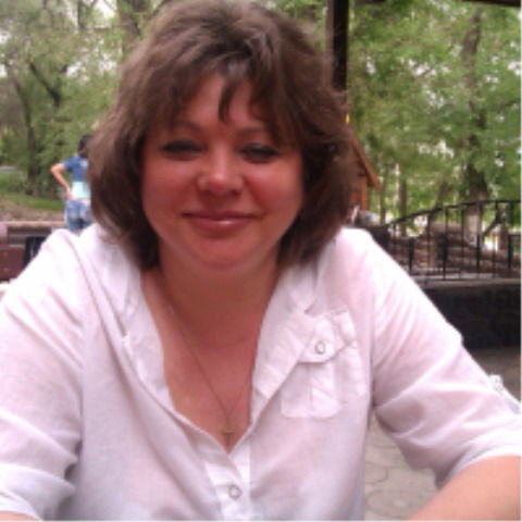 Елена Отирко