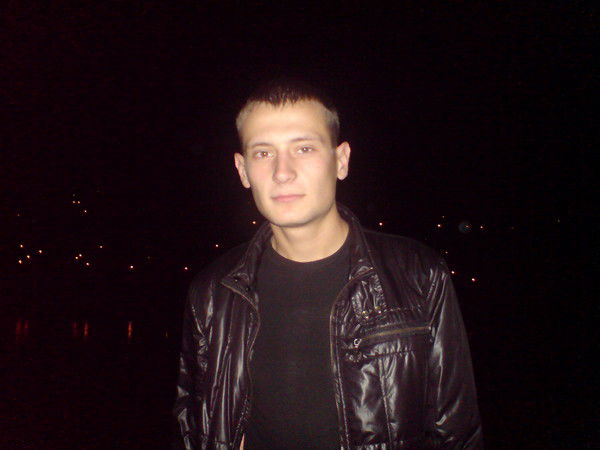 Денис Толочко