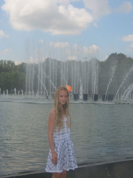 *[...лизо4Ка ...]*