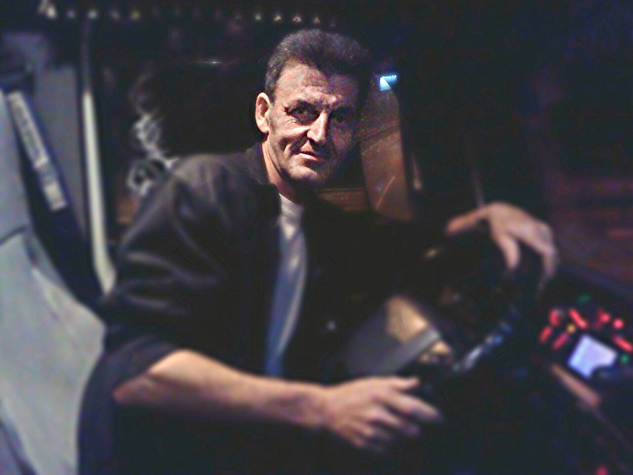 Артур Комаров