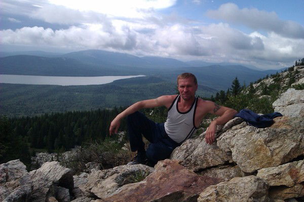 Сергей Власов