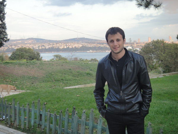 Ислам Назимов