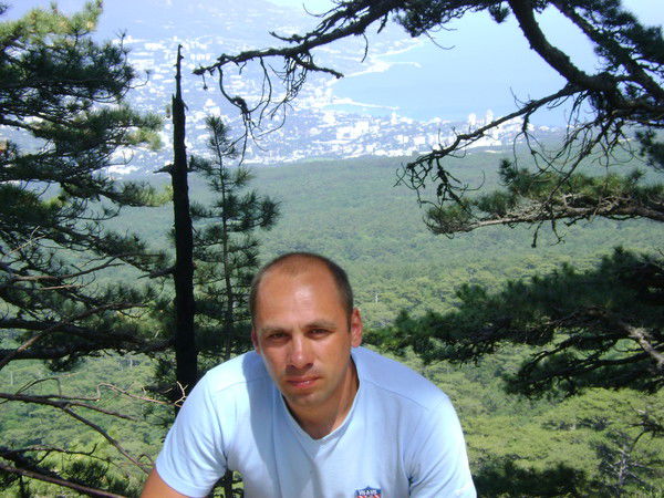 Дмитрий Титов