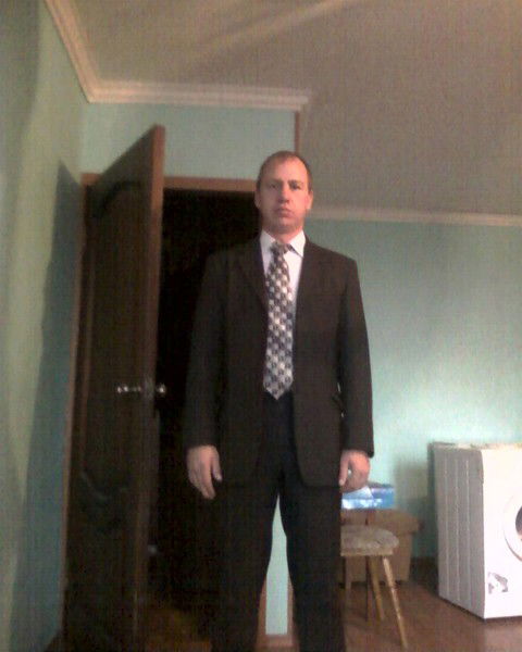 Андрей Наумов