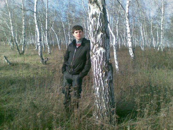 Антон Братцев