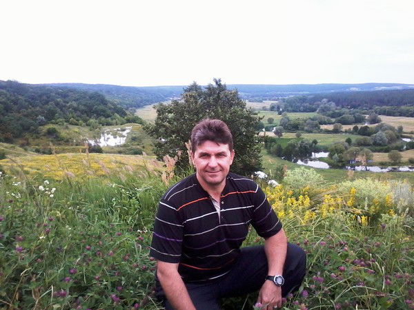 Юрий Решетняк