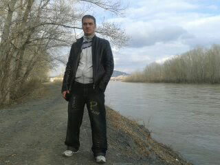 Женя Елизаров