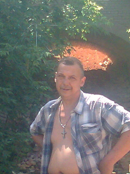 Константин Константинов