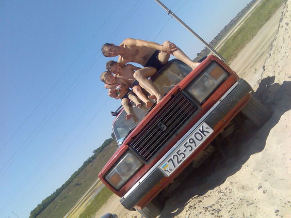 Дима Шелестян