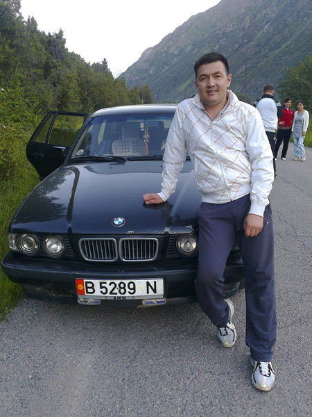 Абди Исаков