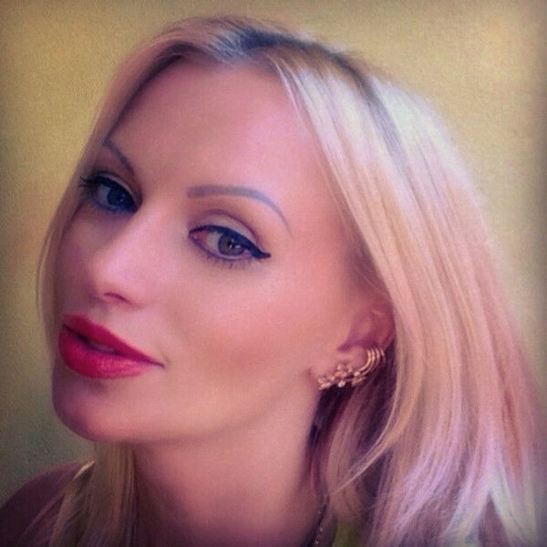 Елена Петрова