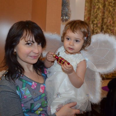 Елена Мурадова