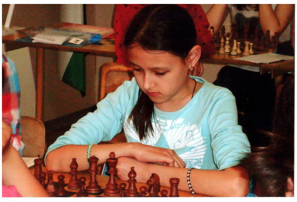 Сюмбель Ахунова