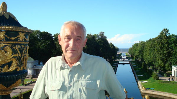 Александр Бобков