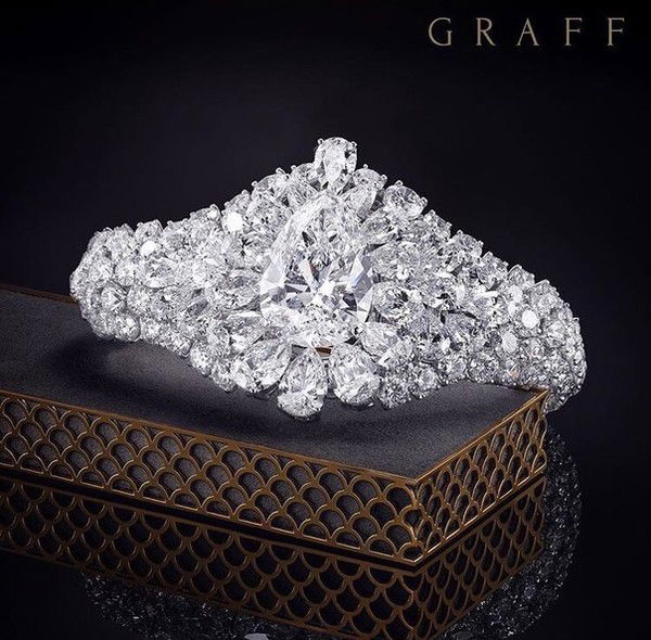 Без Имени Без Фамилии