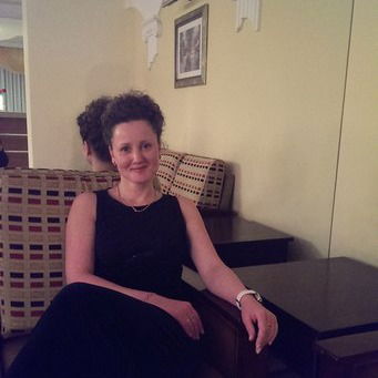 Елена Попова