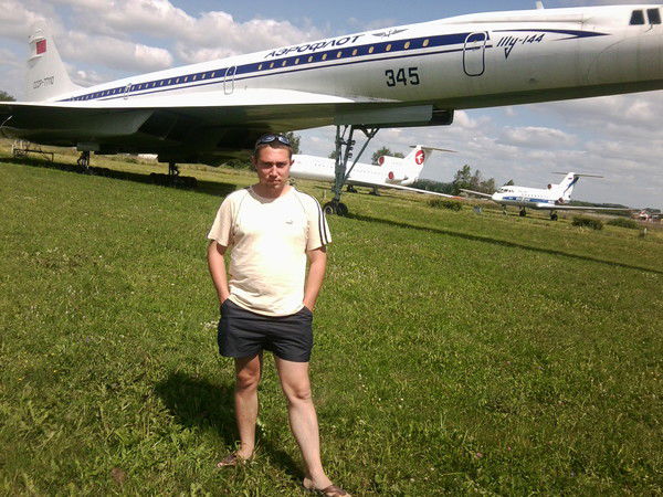 Владимир Ухваркин