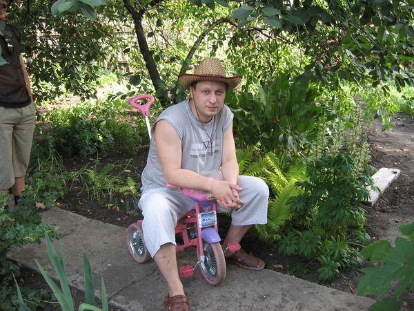 Владимир Артемов