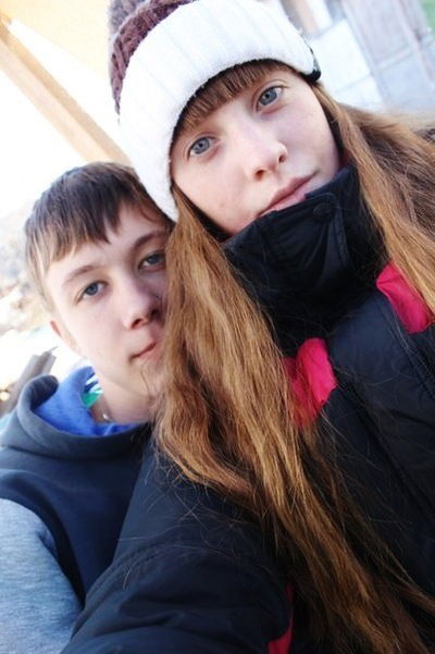 Лена Угаева