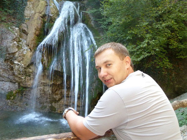 Олег Троценко