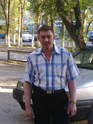 Александ Ивахнов