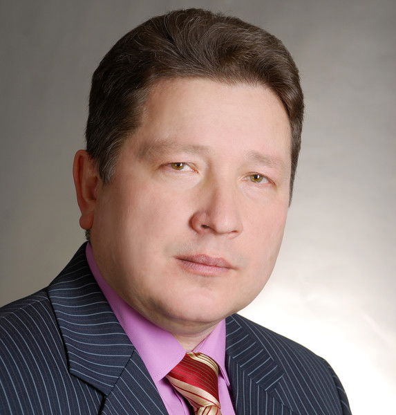 Александр Елышев