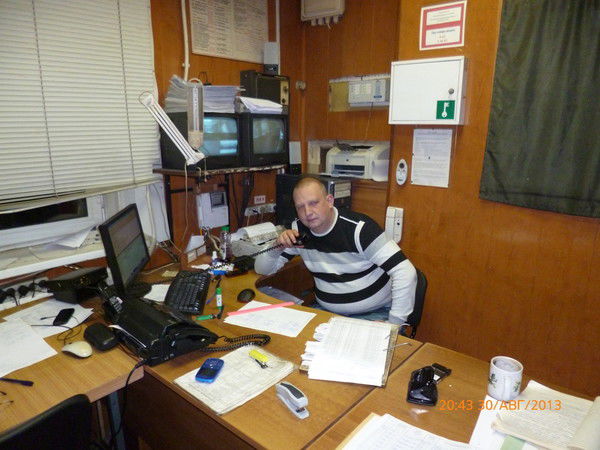 Денис Емельянов