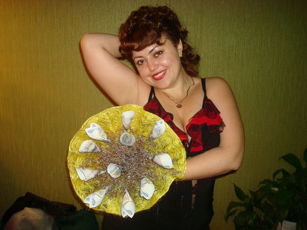 Валя Душина