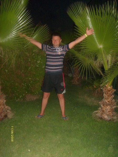 Дмитрий Николаев