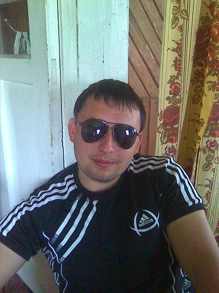 Николай Тузков