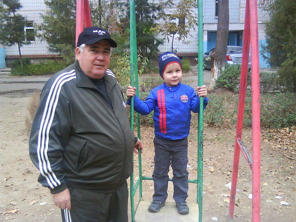 Ильхам Хасанов