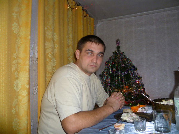 Роман Воронков