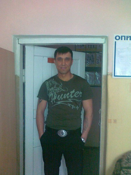 Анвар Мирзануров