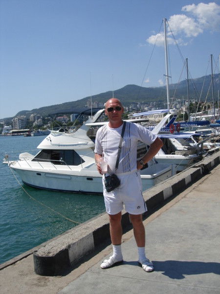 Александр Толочкин