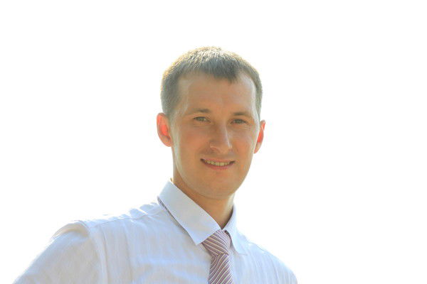 Денис Овчинников