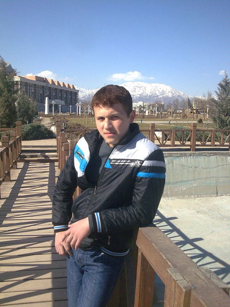 Икром Мансуров