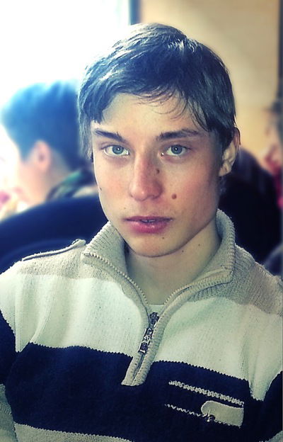 Алексей Тихонов