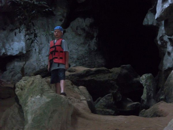 Денис Чернышов