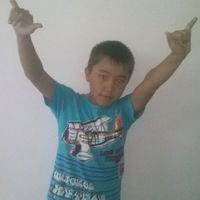 Али Траисов