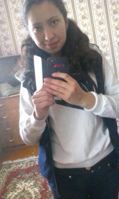 Махабат Шакенова