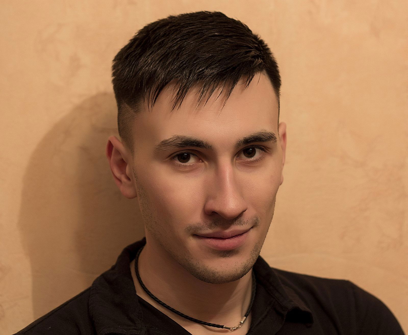 Артём Попов