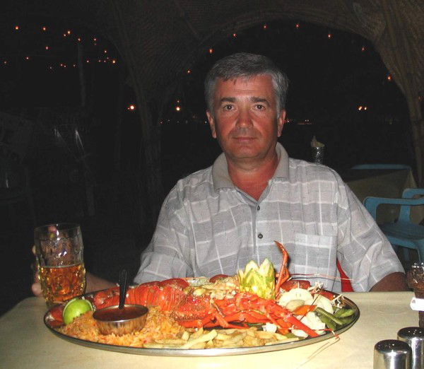 Николай Елин