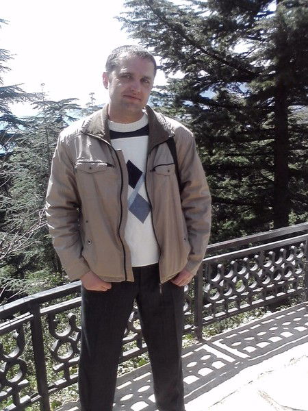 Олег Довгалюк