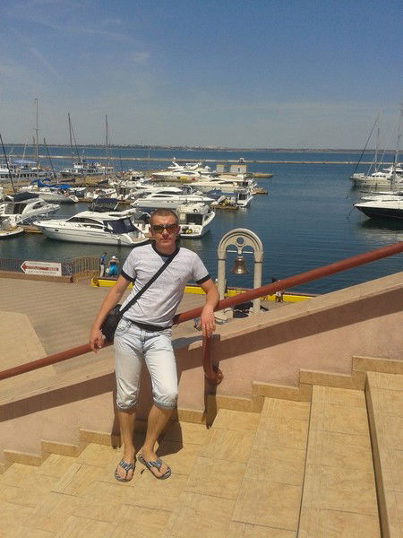 Максим Стоянов