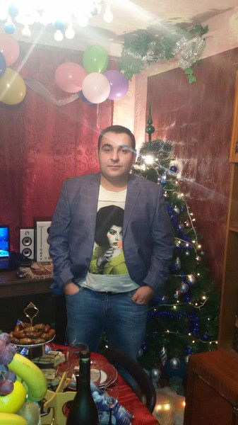 Арман Латоян