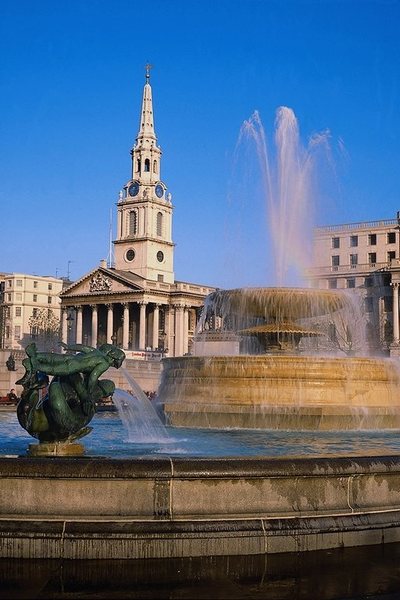 Елена Ефремова