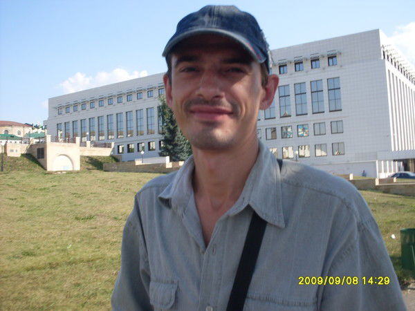 Олег Гордеев