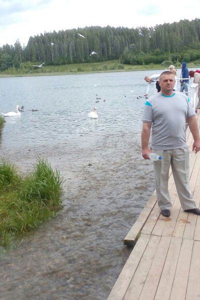 Владимир Степанов